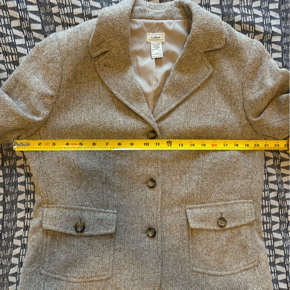 LL Bean Wool & Silk Blend Blazer - Brown, Tan & Cream - Picture 5 of 5